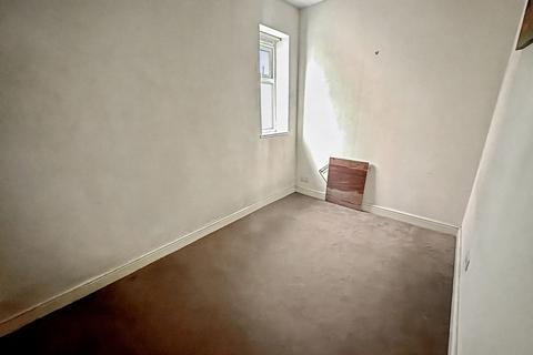 undefined, Tonypandy CF40