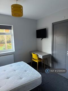 1 bedroom in a house share to rent, Maxwell Road, West Drayton, UB7