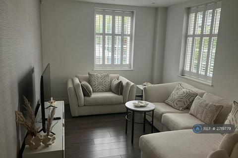 undefined, Kew Bridge Road, Brentford, TW8