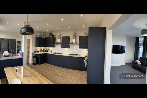 undefined, Smithdown Road, Liverpool, L15