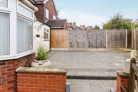 4 bedroom detached house to rent, Tipton DY4