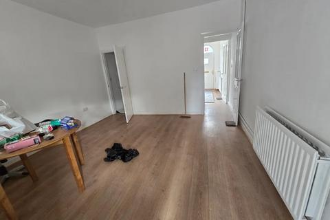 3 bedroom terraced house to rent, Amblecote, Stourbridge DY8