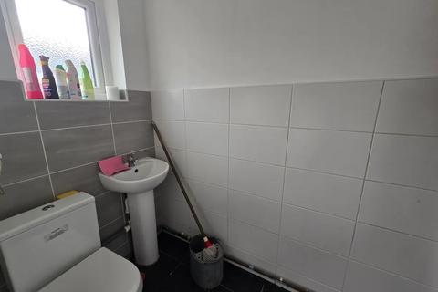 3 bedroom terraced house to rent, Amblecote, Stourbridge DY8