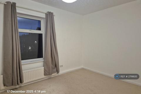 3 bedroom terraced house to rent, Manchester Road East, Little Hulton, Manchester, M38
