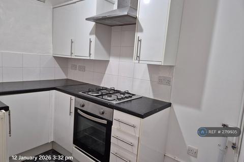 3 bedroom terraced house to rent, Manchester Road East, Little Hulton, Manchester, M38