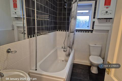 3 bedroom terraced house to rent, Manchester Road East, Little Hulton, Manchester, M38