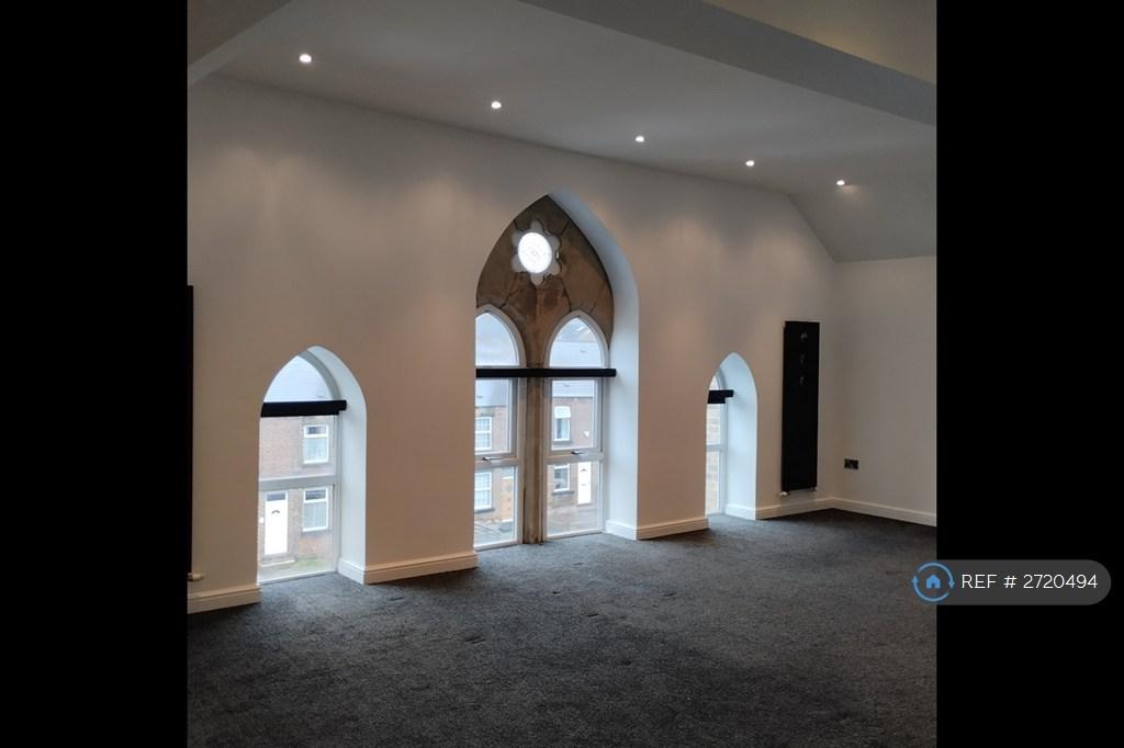 Upper Floor Living Area