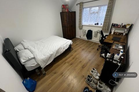 undefined, Lichfield Road, West Hampstead, NW2
