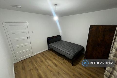 undefined, Lichfield Road, West Hampstead, NW2