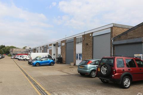 Warehouse to rent, The Causeway Maldon CM9 4XL