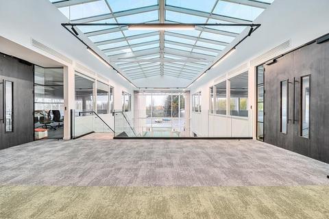 Office to rent, Oxford Rd Uxbridge UB9 4BF