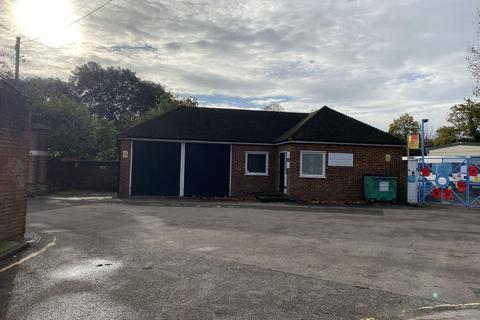 Office to rent, Tideway House, 1 Tideway House, Park Ln Richmond TW9 2RA