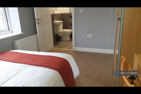 undefined, Charles Avenue, Harrogate, HG1