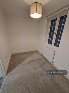 2 bedroom flat to rent, Alnus Apartments, South Croydon, CR2