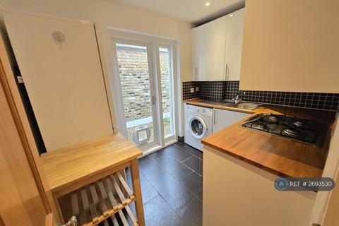 undefined, Tyssen Road, London, N16