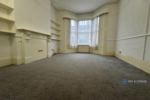 1 bedroom flat to rent, Georges Avenue, London, N7