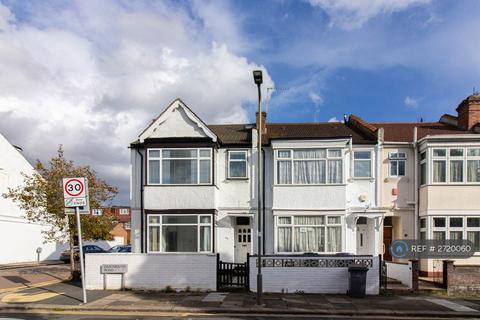 2 bedroom flat to rent, Dartmouth Road, London, NW4