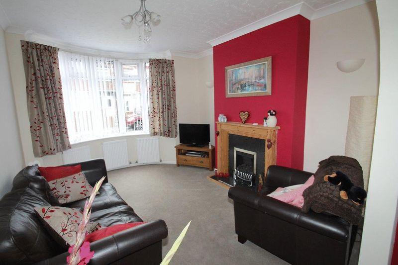 Crathorne Crescent, West Lane, Middlesbrough TS5 4PE 3 bed terraced