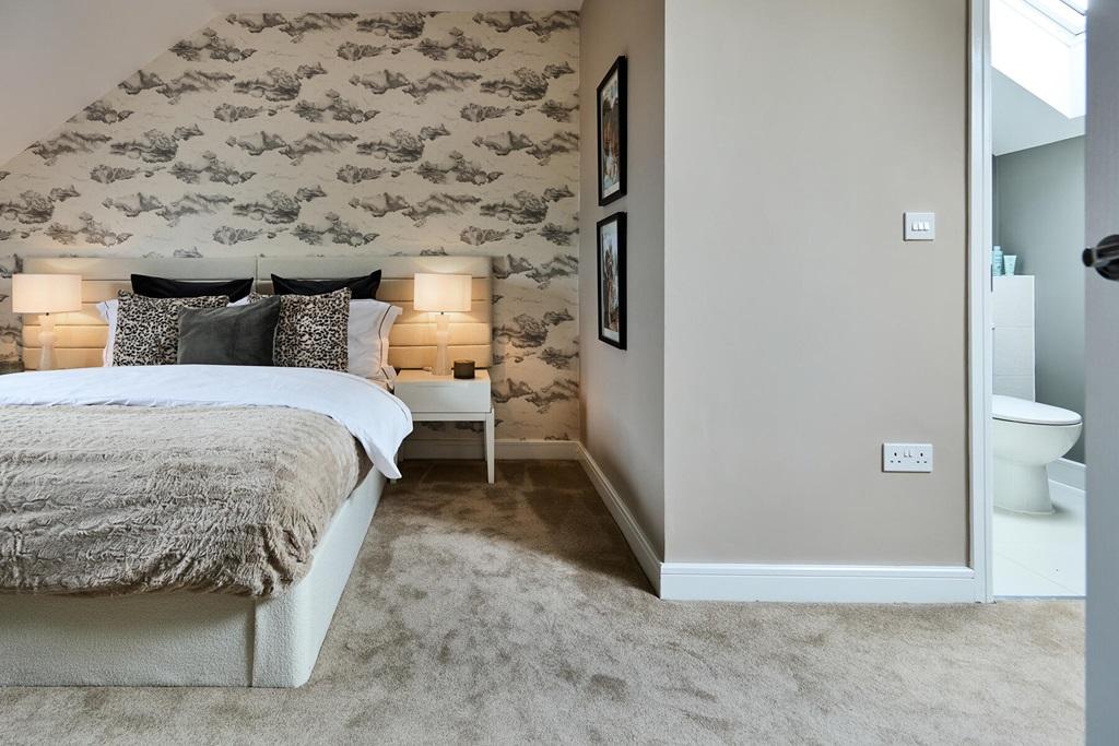 Main bedroom with ensuite shower