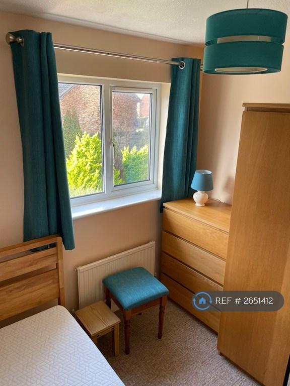 Single Bedroom