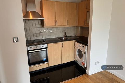 1 bedroom flat to rent, Northampton House, Northampton, NN1