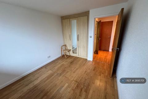 1 bedroom flat to rent, Northampton House, Northampton, NN1