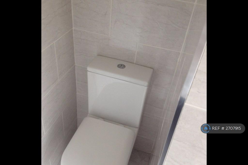 Bathroom Fully Tiled