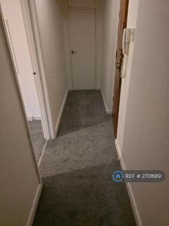 2 bedroom flat to rent, Warwick Court, Bournemouth, BH8