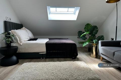 1 bedroom in a house share to rent, Ilkeston Road, Nottingham, NG7