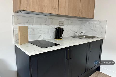 1 bedroom in a house share to rent, Ilkeston Road, Nottingham, NG7
