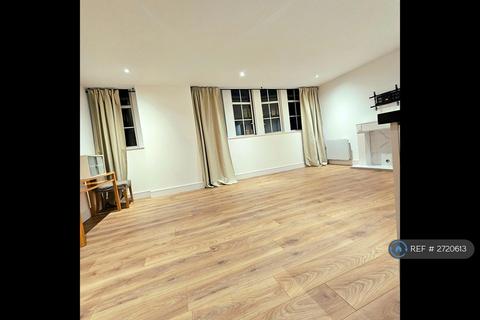 2 bedroom flat to rent, Romney House, London, SW1P