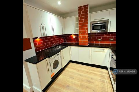 2 bedroom flat to rent, Romney House, London, SW1P