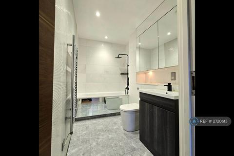 2 bedroom flat to rent, Romney House, London, SW1P