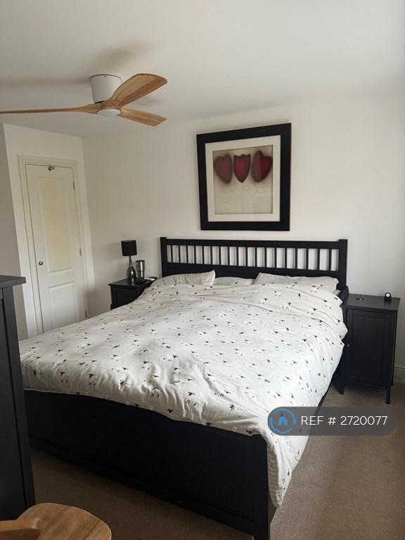 Master Bedroom With En Suite