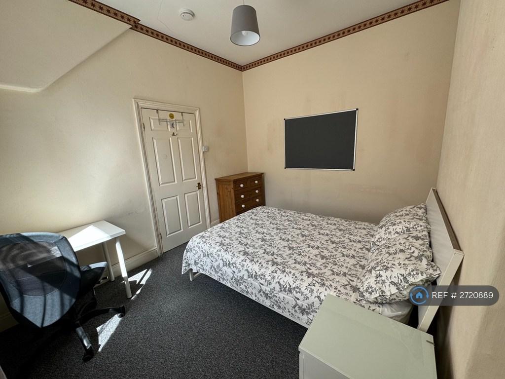 Room 4