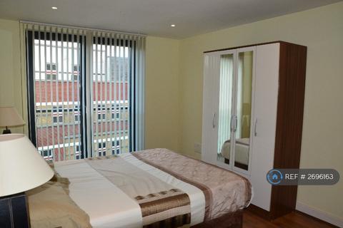 2 bedroom flat to rent, Southside Apartments, Bimingham, B5