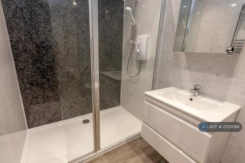 3 bedroom flat to rent, Orchard Street, Aberdeen, AB24