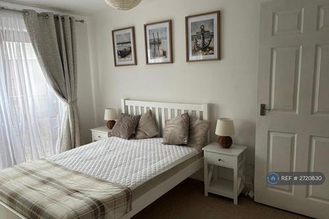undefined, Simonds Mews, Farnborough, GU14