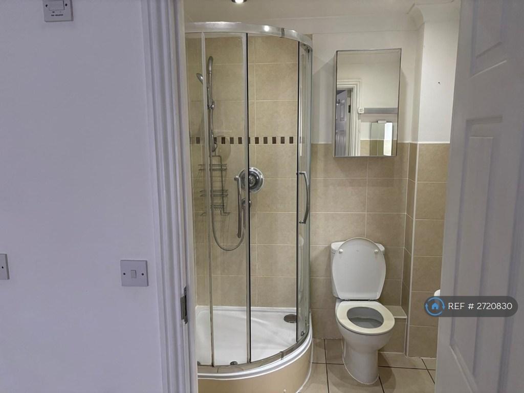Ensuite Shower