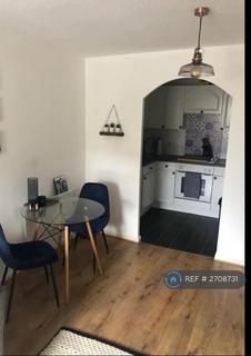 2 bedroom flat to rent, St Davids Court, Manchester, M8