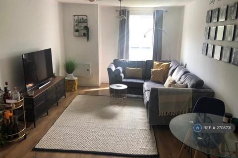 2 bedroom flat to rent, St Davids Court, Manchester, M8