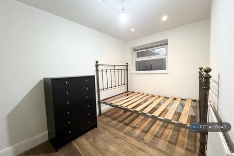 1 bedroom flat to rent, Hillfield Avenue, London, N8