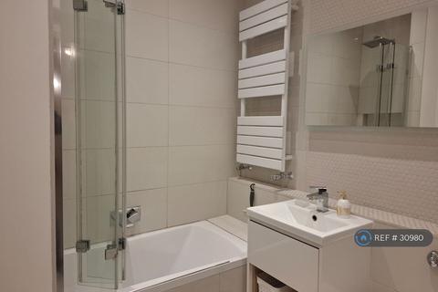 2 bedroom flat to rent, Bowden Street, London, SE11