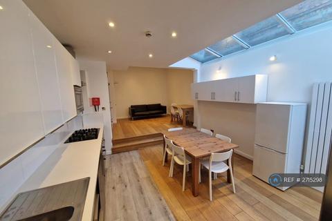 undefined, Woolmer Road, London, N18