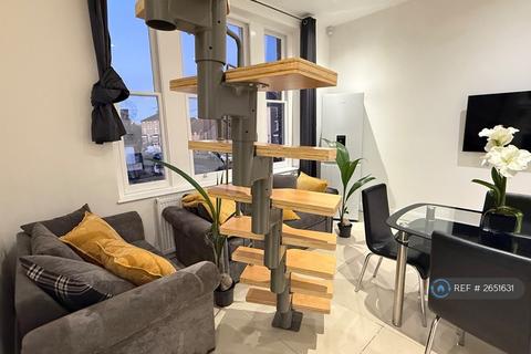 4 bedroom flat to rent, Emmanuel House, Croydon,East Croydon ,Purley, Beckenham, Victoria, CR2
