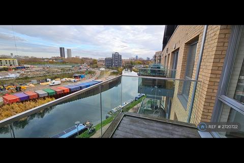 1 bedroom flat to rent, Anderson Square, London, E3