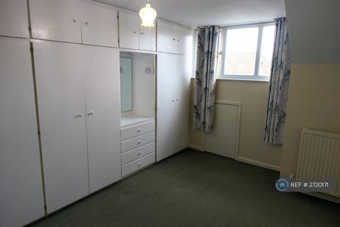 undefined, Browmere Drive, Croft, Warrington, WA3