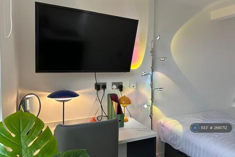 1 bedroom in a house share to rent, Ilkeston Road, Nottingham, NG7