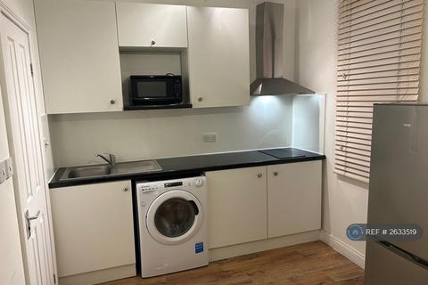 undefined, Hounslow, Hounslow, TW3