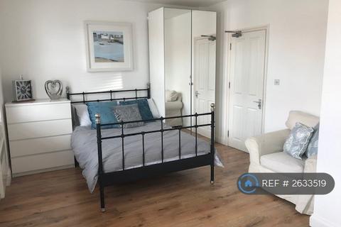 Studio to rent, Hounslow, Hounslow, TW3